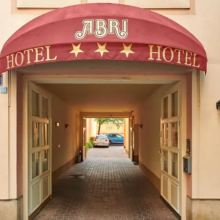 Abri 3* Prag