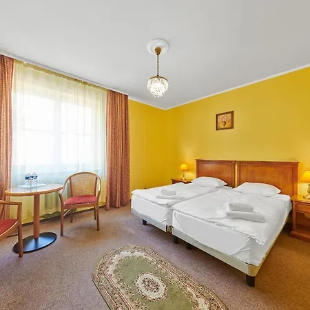 Abri 3* Praga