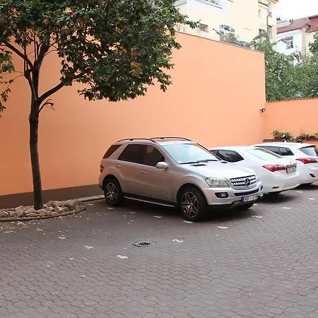 Abri Praag