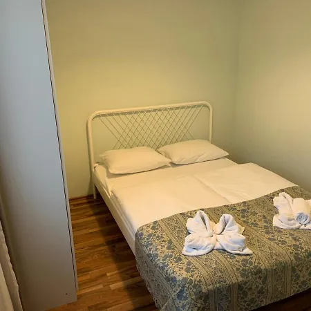 Abri 3* Praga